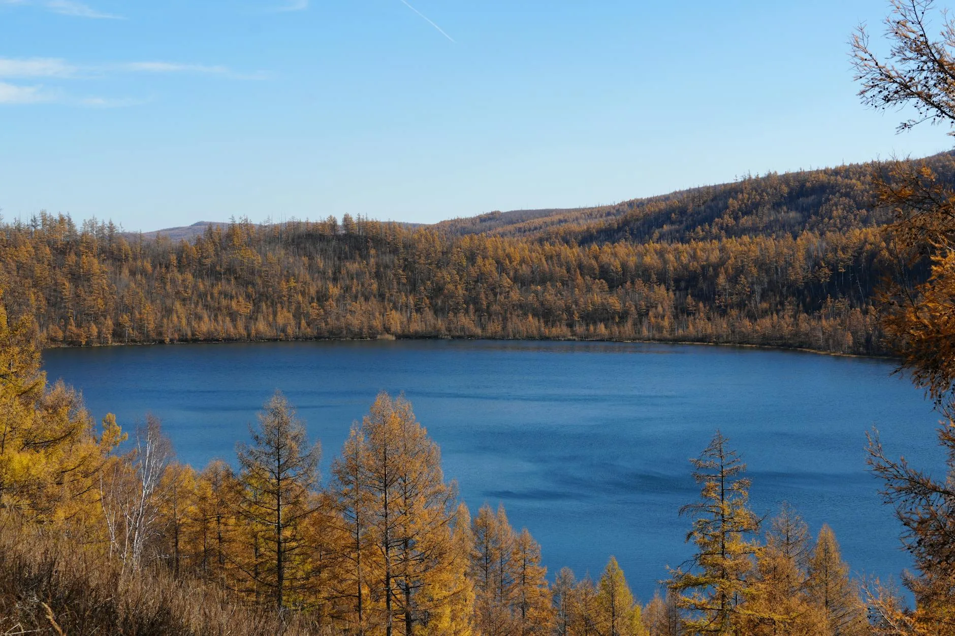 Les lacs : miroirs du ciel